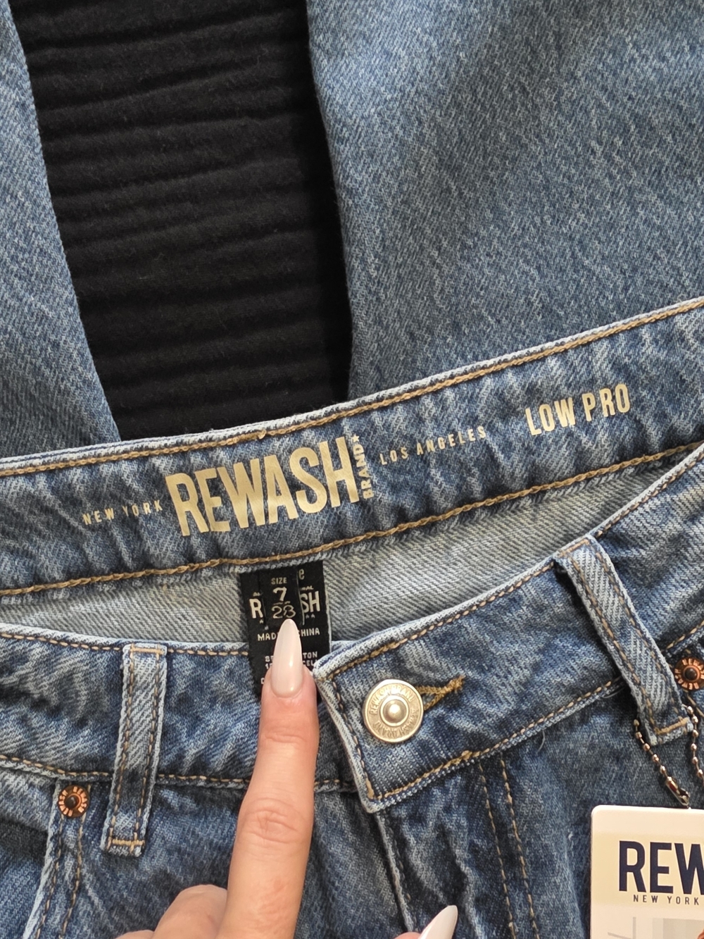 Rewash Light Blue Low Pro Baggy Jeans Tag - Picture 4 of 4
